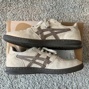 ASICS Skyhand OG Feather Taupe Grey Sneakers - Mens US size 7